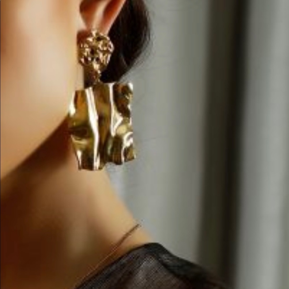Statement Earrings - image 5